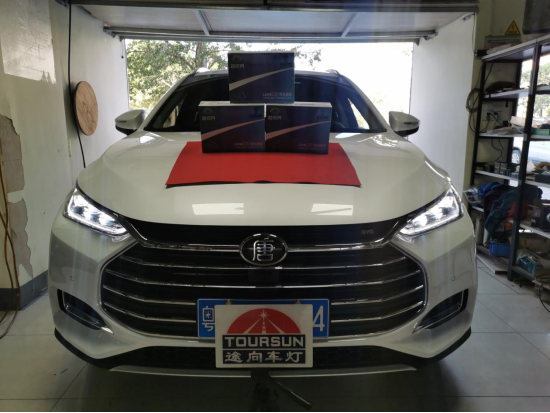 比亞迪唐原車(chē)led帶透鏡升級(jí)6激光透鏡，夜路行駛更明亮
